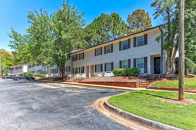 Photo - 3507 Creekview Pl