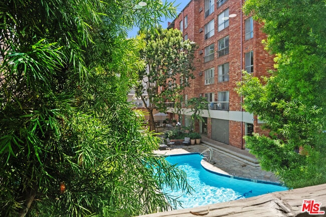 1440 Veteran Ave Unit 225