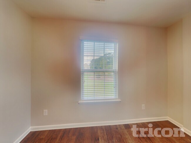 Photo - 104 Shadow Woods Rd