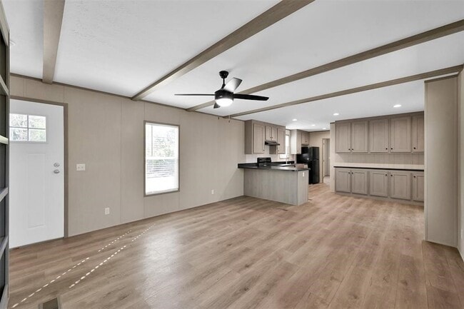 Photo - 21195 Security Cemetery Rd