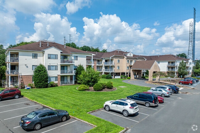 Building Photo - Edison Woods Senior Rental