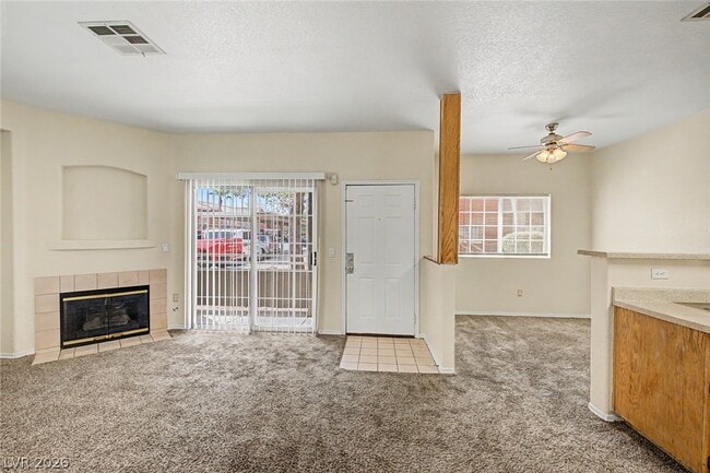 Photo - 4730 E Craig Rd Unit 1091