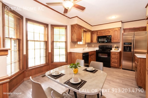 Photo - 11602 Monrovia-