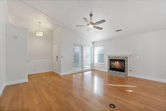 Photo - 8884 N Del Mar Ave