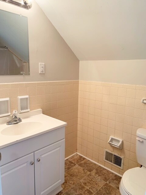Photo - EAST SIDE 4 BR HOME AVAILABLE NOW!