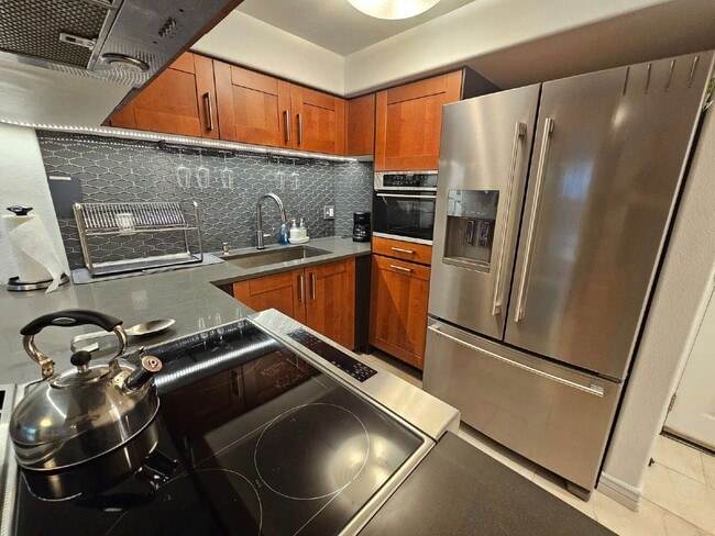 Photo - 1833 N Williams St Unit Apt 108