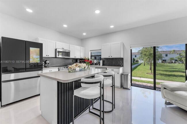 Photo - 617 SW 11th St