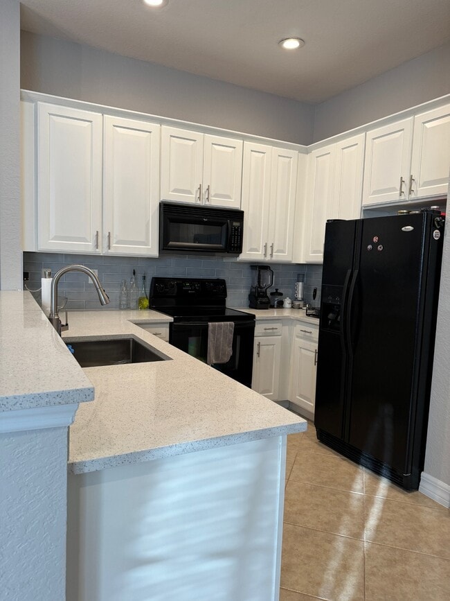 Photo - 4870 Bonsai Cir Unit 202