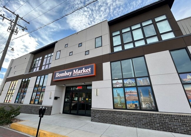 Building Photo - 132 E University Ave Unit 202