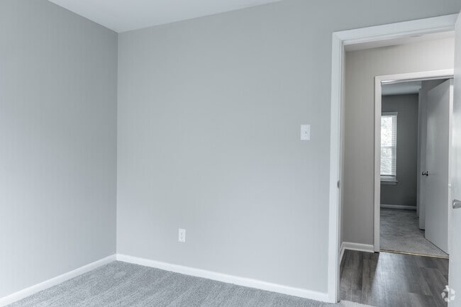 2BR, 1BA