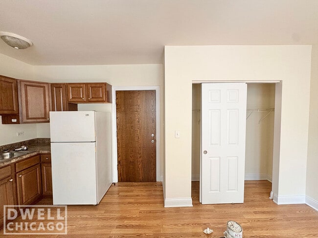Photo - 2610 N Kimball Ave