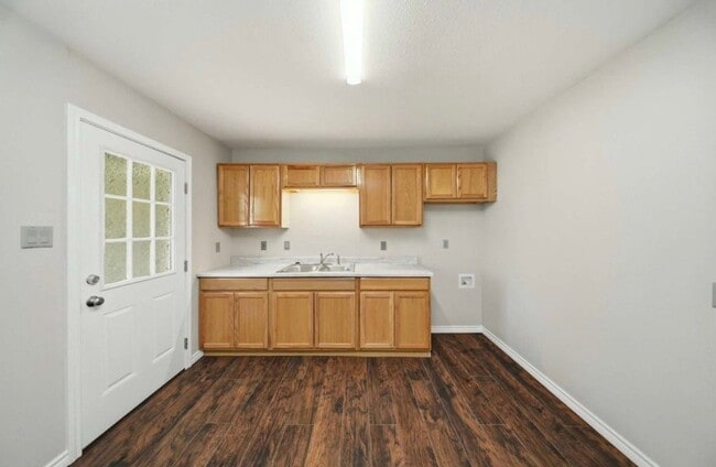 Photo - 435 Avondale Ave Unit 435