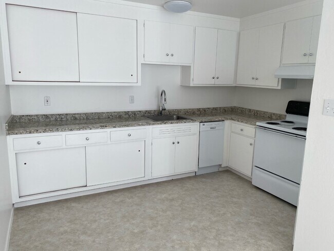 Cleveland Heights 1 Bedroom Apartments For Oakland Ca Com Cleveland Heights 1 Bedroom Apartments, Craigslist Cleveland Kitchen Cabinets