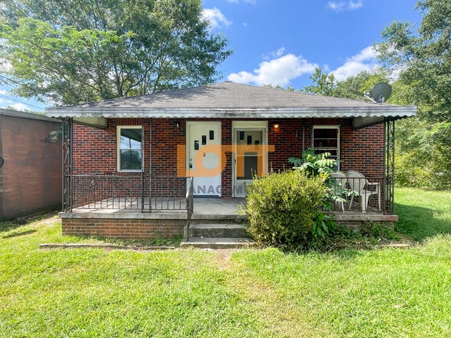 Building Photo - 103 Farrs Bridge Rd Rental