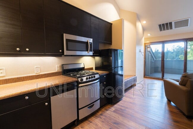 Photo - 2600 Valley View Dr Unidad 112C