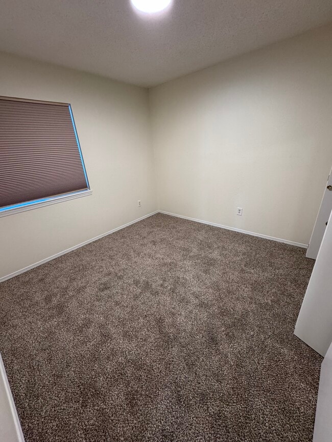 Photo - 720 S 24th St