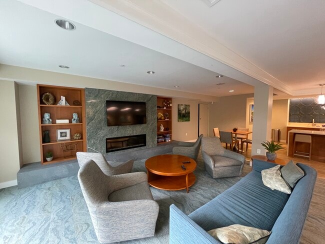 1476 Beacon St Unit 1