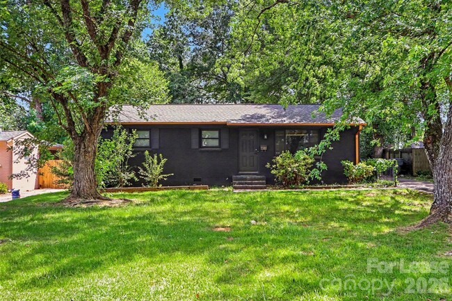 Photo - 2616 Springway Dr