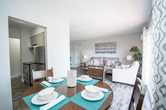 Photo - 24 Wellington St Unit 8