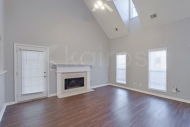 Photo - 198 Mitchell Dr