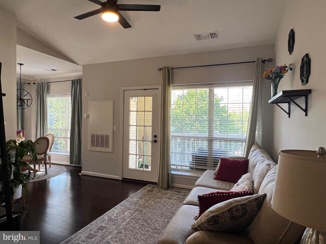 Photo - 4551 Strutfield Ln Unit 4402