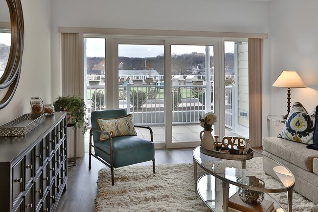 Photo - The Shipyard at Port Jeff Harbor