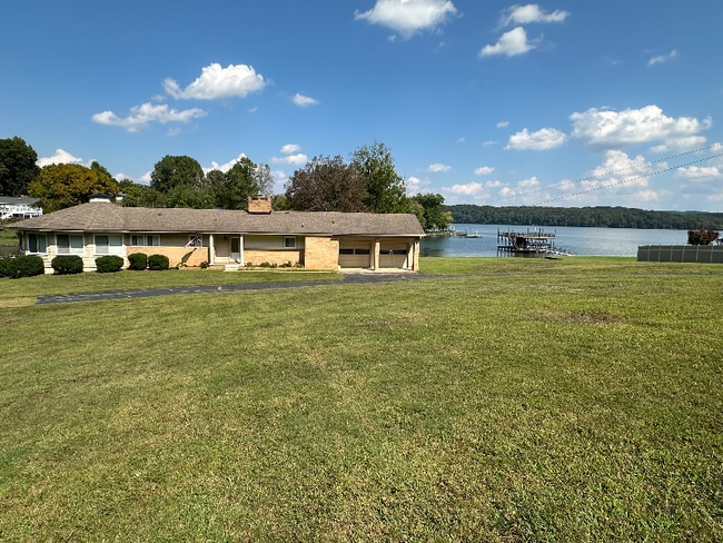 Photo - 2041 Linwood Cir