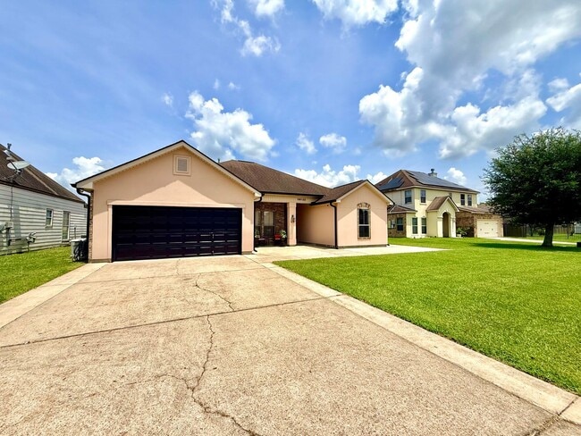 Photo - 39122 Bayou View Ave