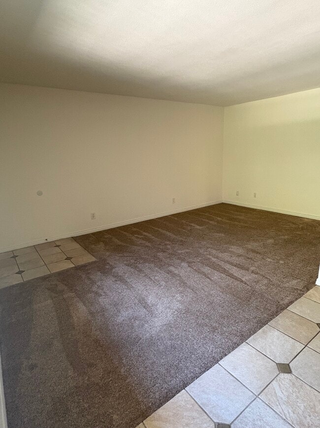 Photo - 1490 W Lambert Rd Unit 1490 W Lambert Rd,  312