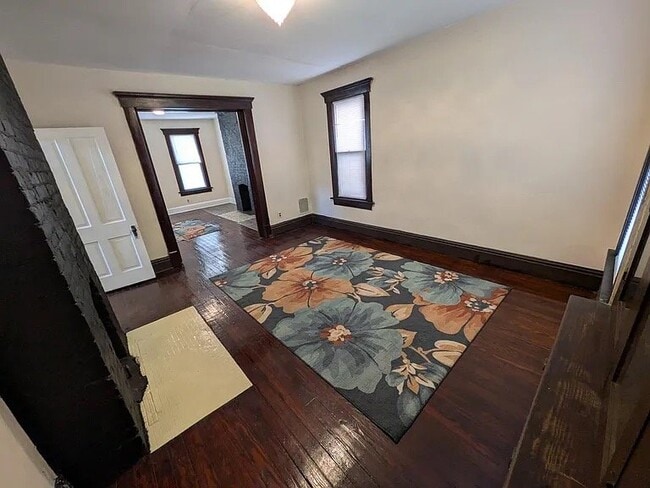 Photo - 60 N Harris Ave