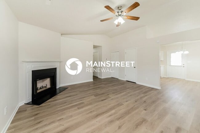 Photo - 3 Bedroom Pet-Friendly Home in HIGH POINT, NC with Main Street Renewal