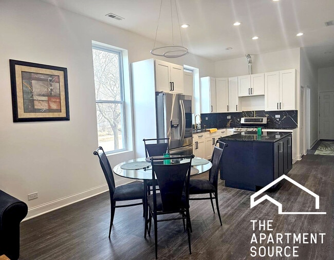 Photo - 2937 W Jackson Blvd Unit 1