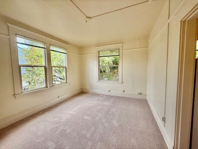 Photo - 69 Etruria St Unidad E