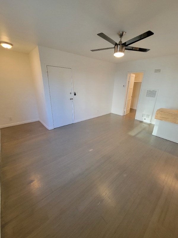 Photo - 2613 S Sepulveda Blvd Unidad 5