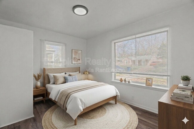 Photo - 9823 Winkler Dr