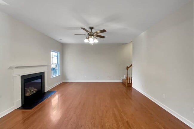 Photo - 1301 Mountain Laurel Ct