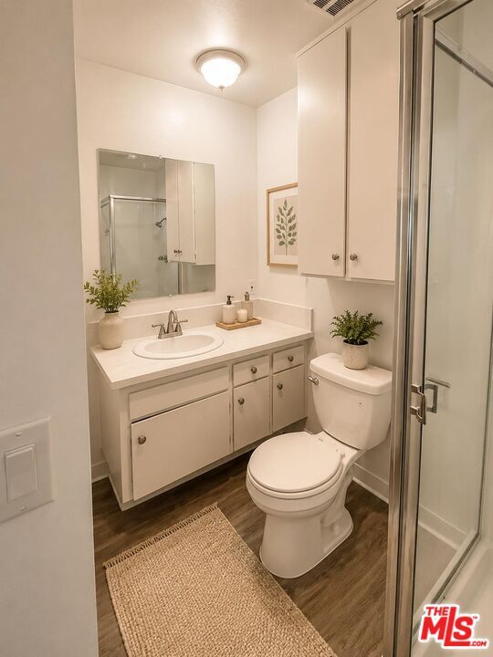 Photo - 18414 Collins St Unit 221