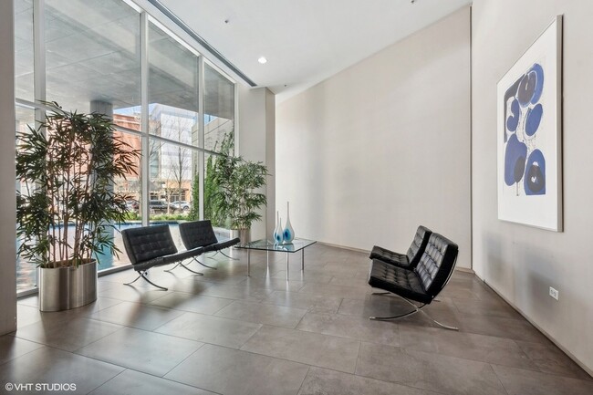 Photo - 1720 Maple Ave Unit 910