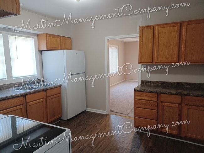 Photo - 1711 S Warren Ave