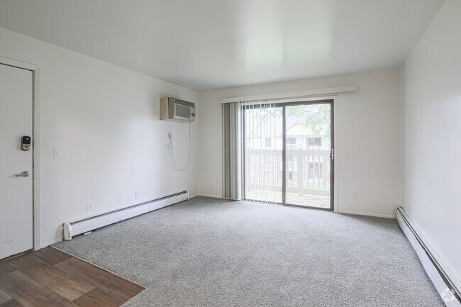 1 BR, 1 BA - Living Room