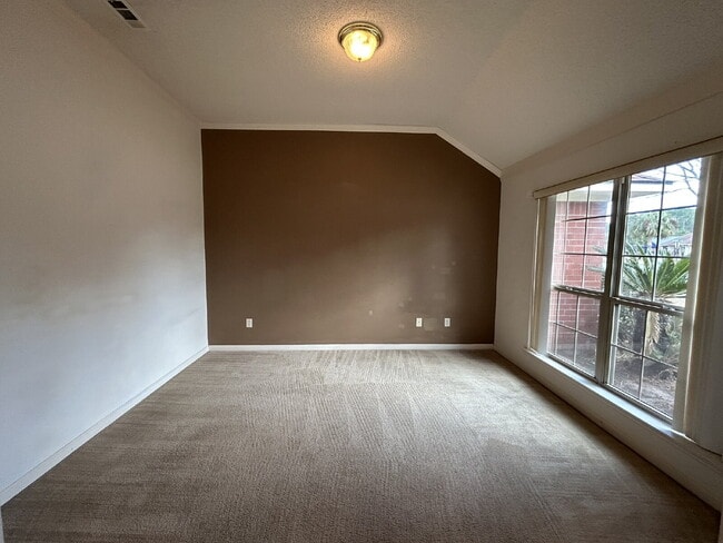 Photo - Home For Rent