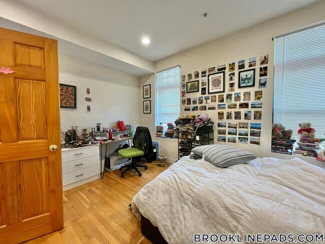 Photo - 1801 Beacon St Unidad 5