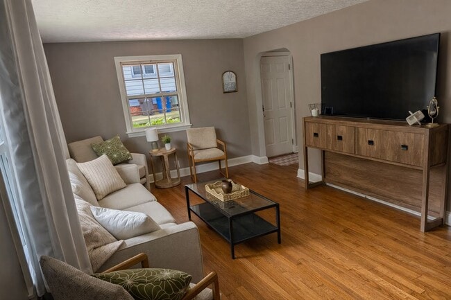 Photo - 1249 Wedgewood Dr