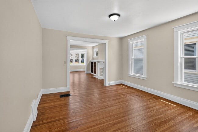 Photo - 149 University Blvd Unit lower