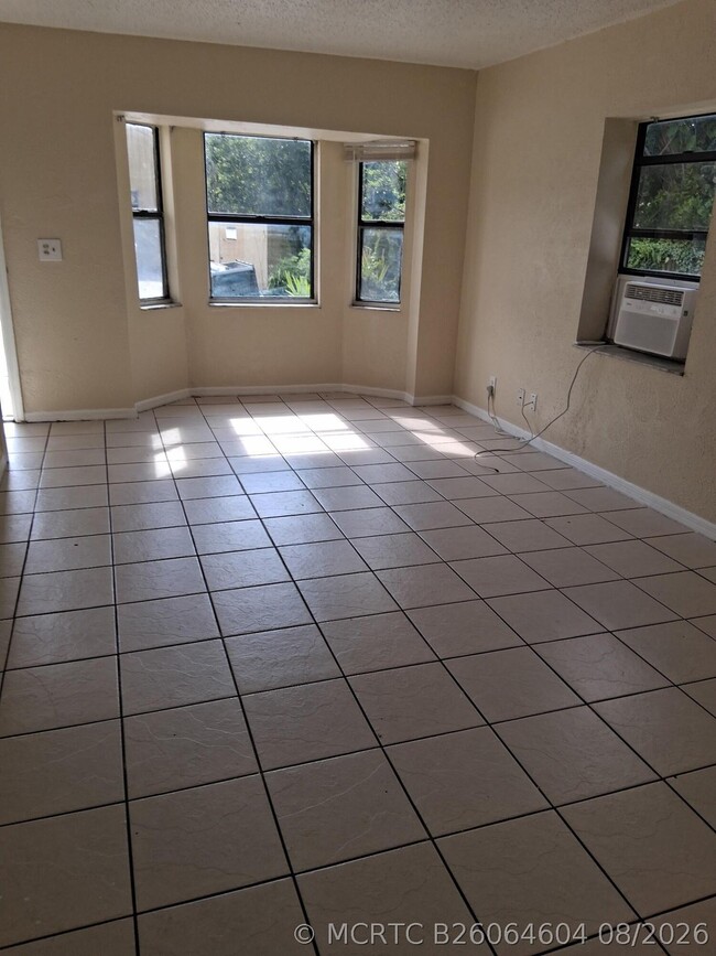 Photo - 2901 Ave D