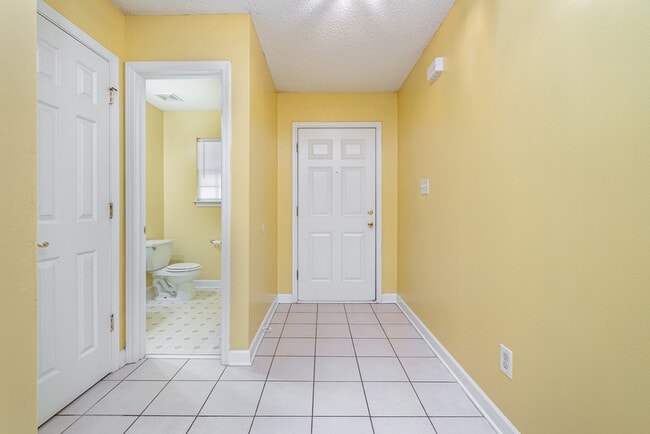 Photo - 9026 Tibble Creek Way