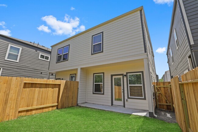 Photo - 13508 Axel Ln