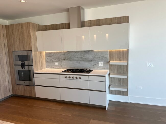 Photo - 363 E Wacker Dr Unit 2704