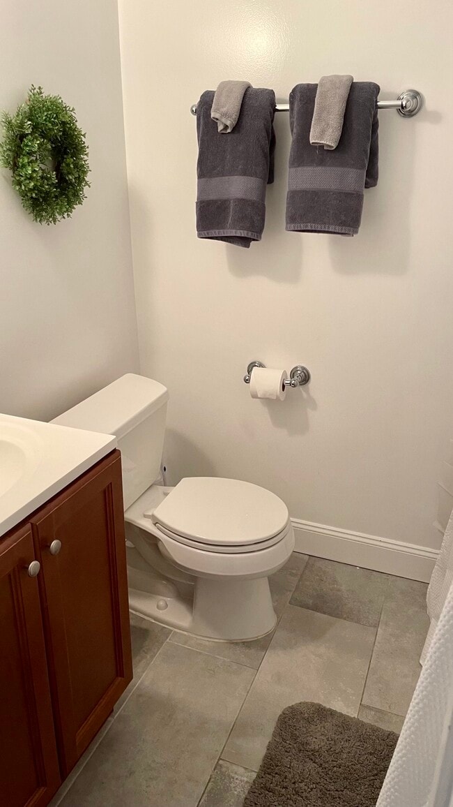 Bathroom - 1228 Simms Plz NE Unit A