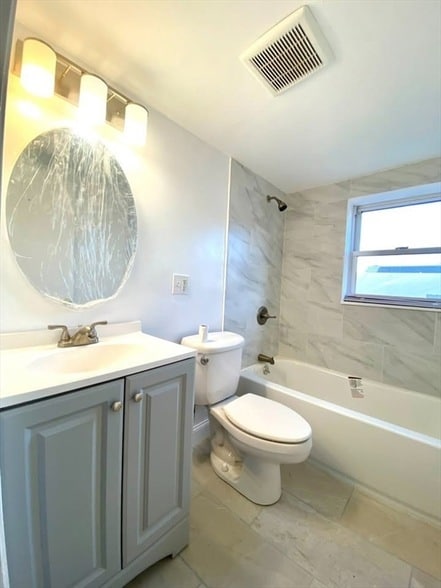 Photo - 530 Beach St Unit 1